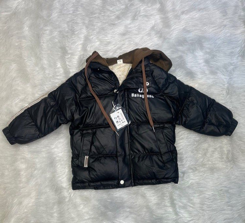 کاپشن ضد آب بچگانه